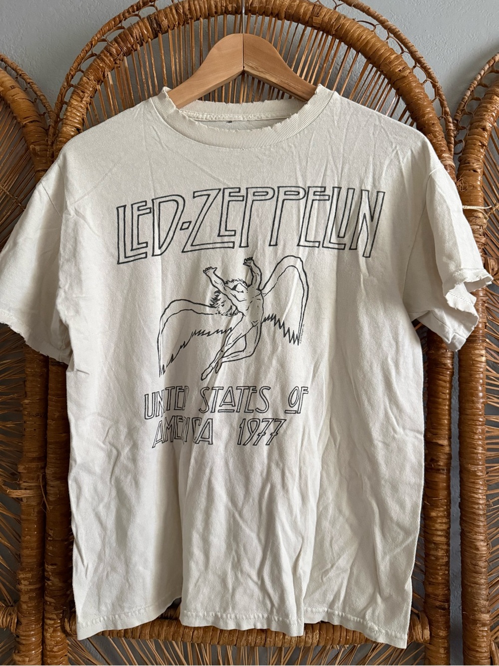Led Zeppelin Band T-Shirt